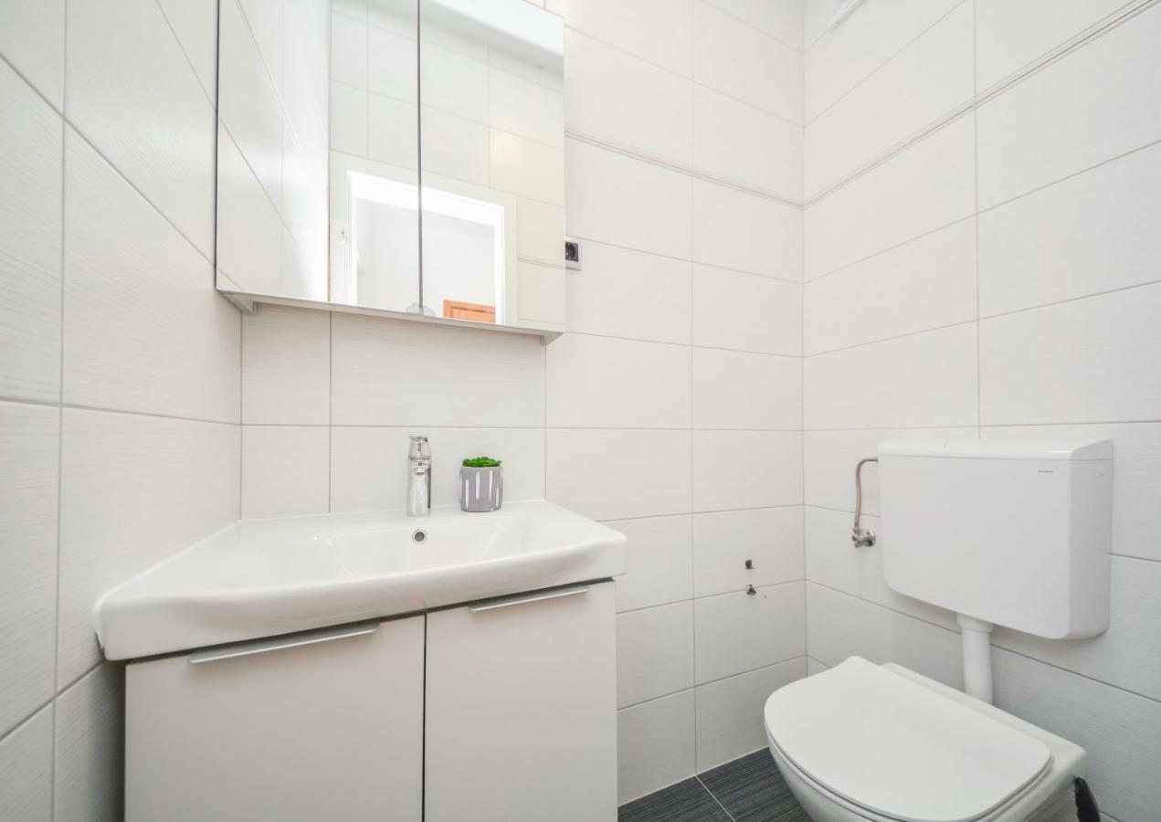 Apartments Lupe Split Luaran gambar