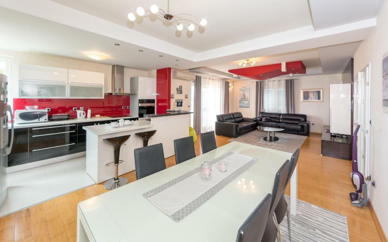 Apartments Lupe Split Luaran gambar